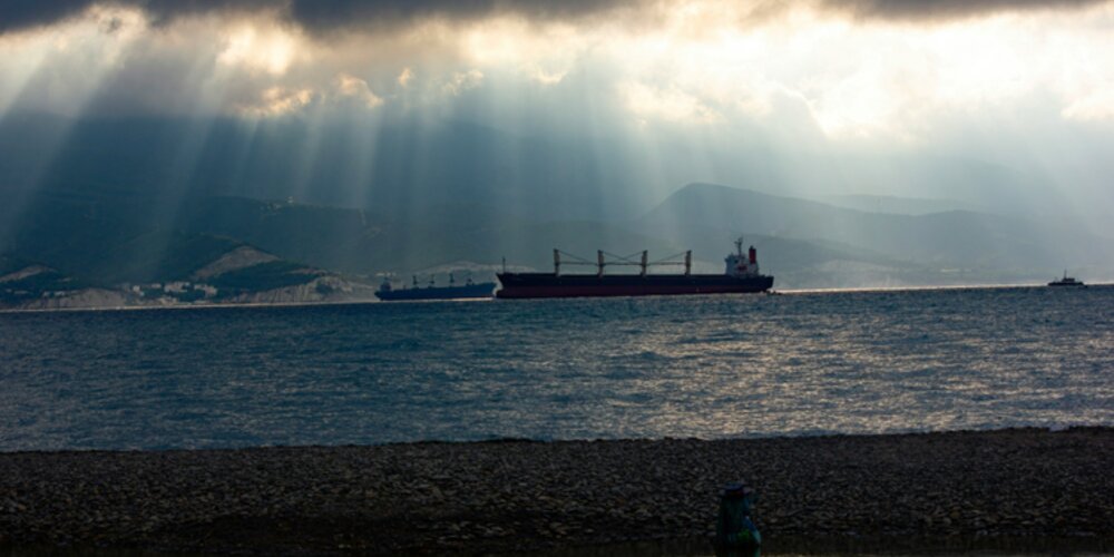 MAN to Offer Ammonia-Fuelled Ship Engines From 2027